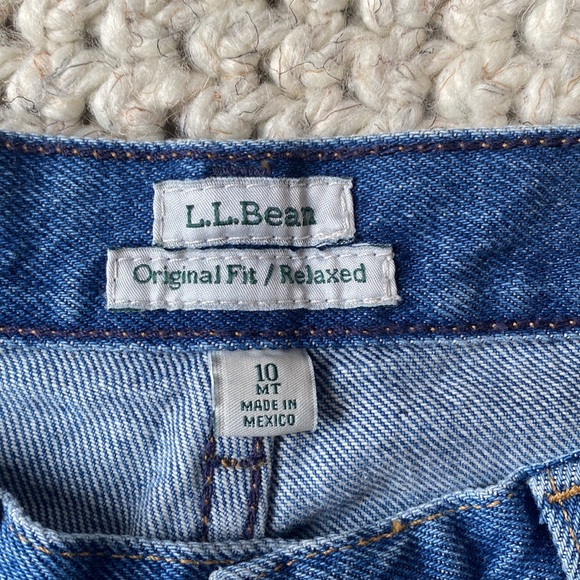 NWT L.L. Bean Medium Tall Size 10 Jeans - Picture 4 of 6